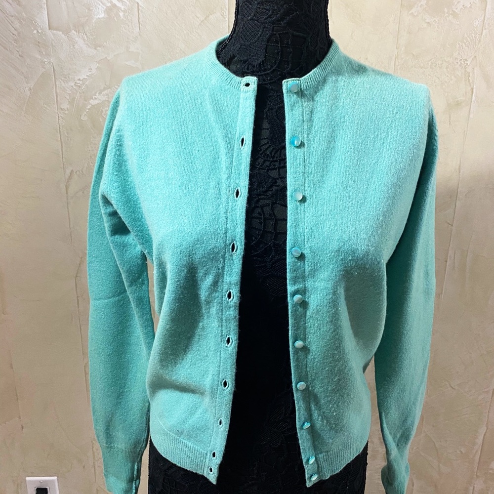 Vintage Peck & Peck 100 Cashmere Cardigan Gem